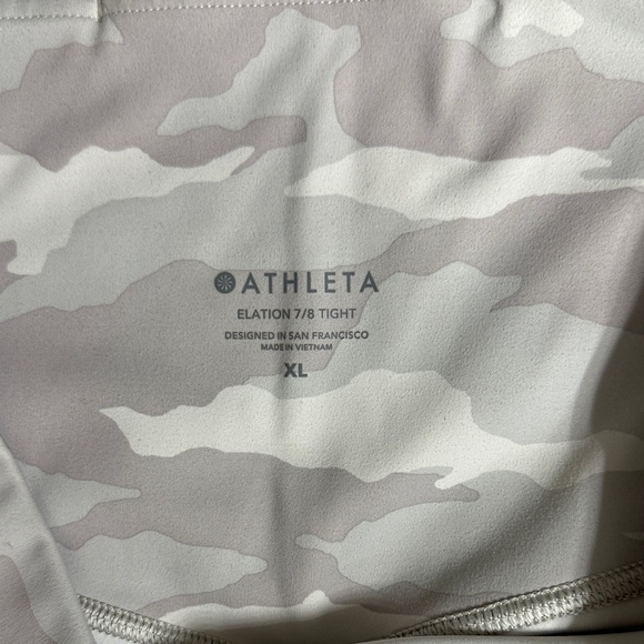 Athleta Elation 7/8 Tight Camouflage Leggings - Picture 2 of 7